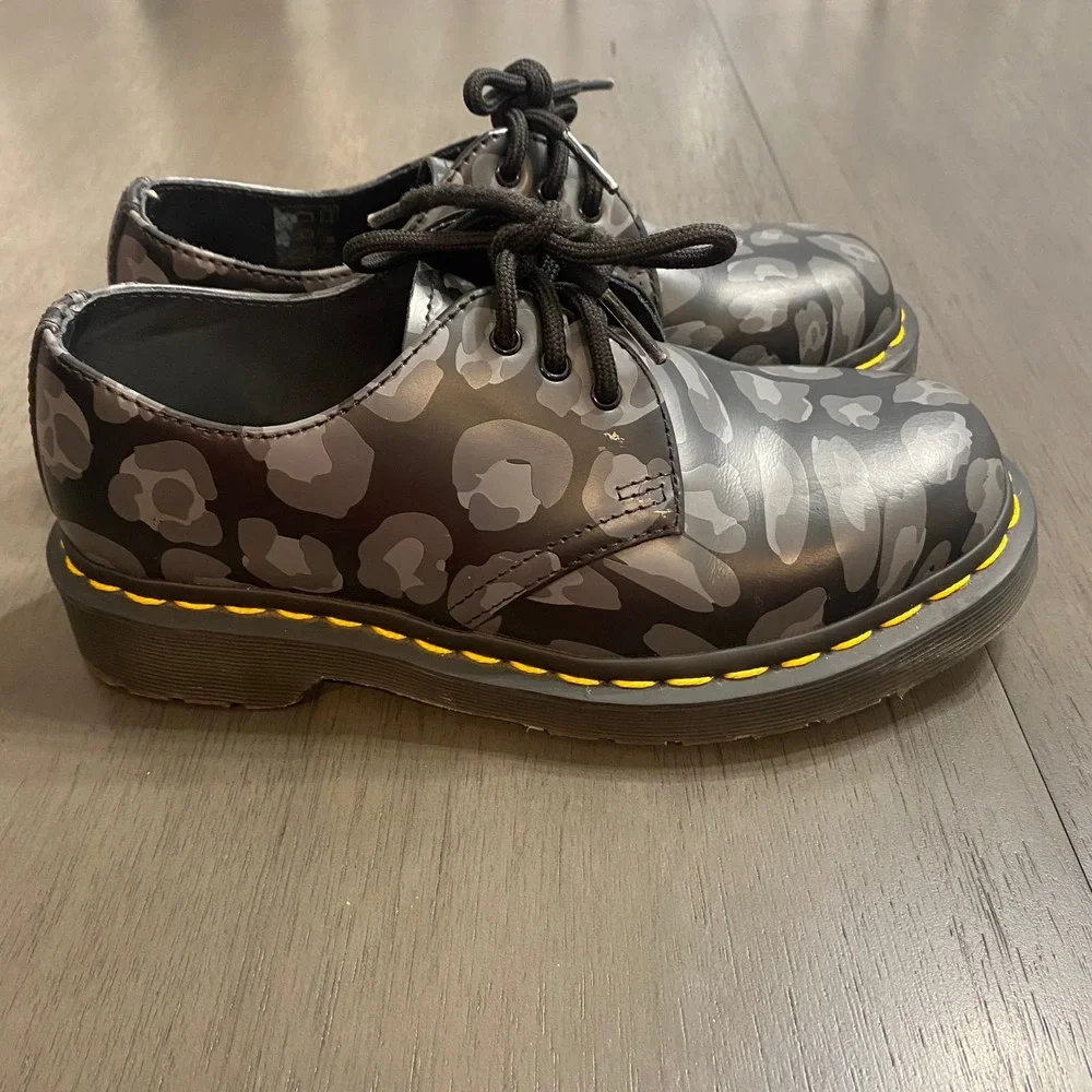 Dr. Martens 1461 Kids Size 3 Grey Skull Leopard Print Leather Lace‎ Up Shoes